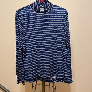 Women’s Top Lands’ End Sz XL Blue & White.